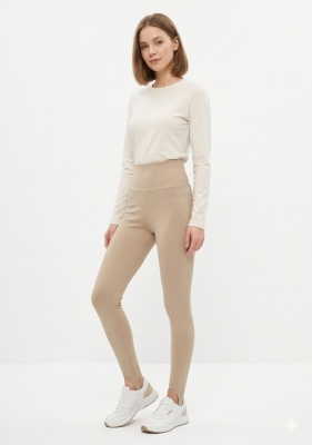 Бежов матов клин с висока талия и ластик под стъпалото