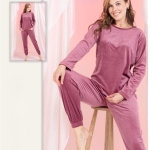 Дамска пижама - кадифе -мод 2553